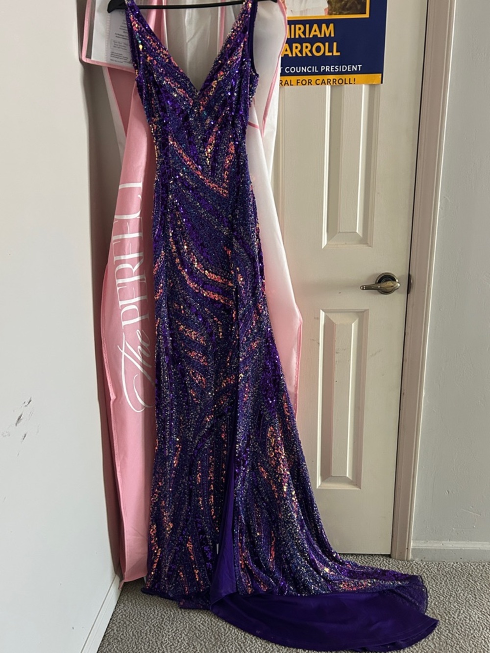 Jovani Purple Sequin Gown Prom Dress 6 Like New - Picture 7 of 8
